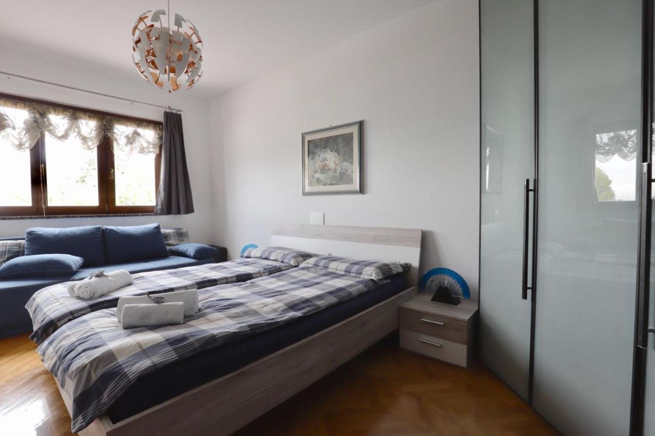 Apartments Villa Sofia Crveni Vrh Eksteriør bilde