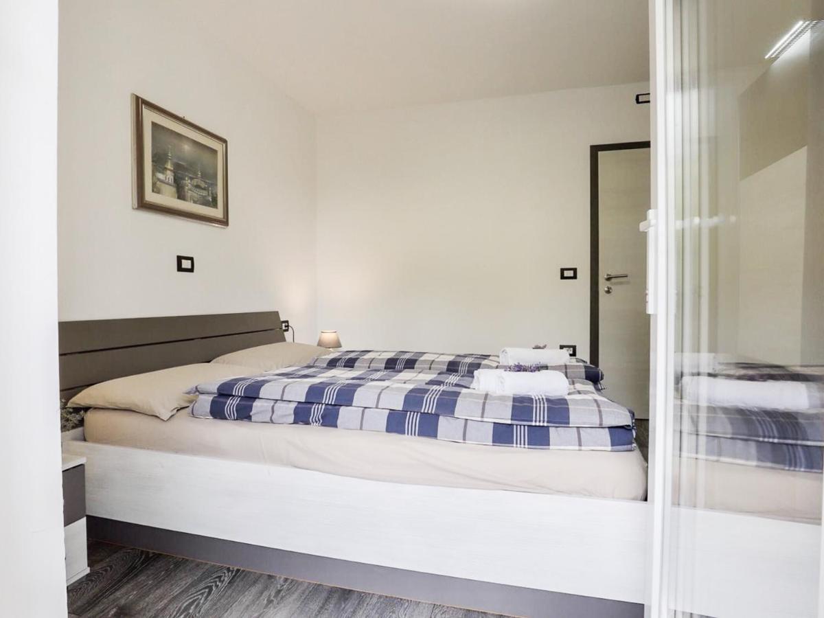 Apartments Villa Sofia Crveni Vrh Eksteriør bilde