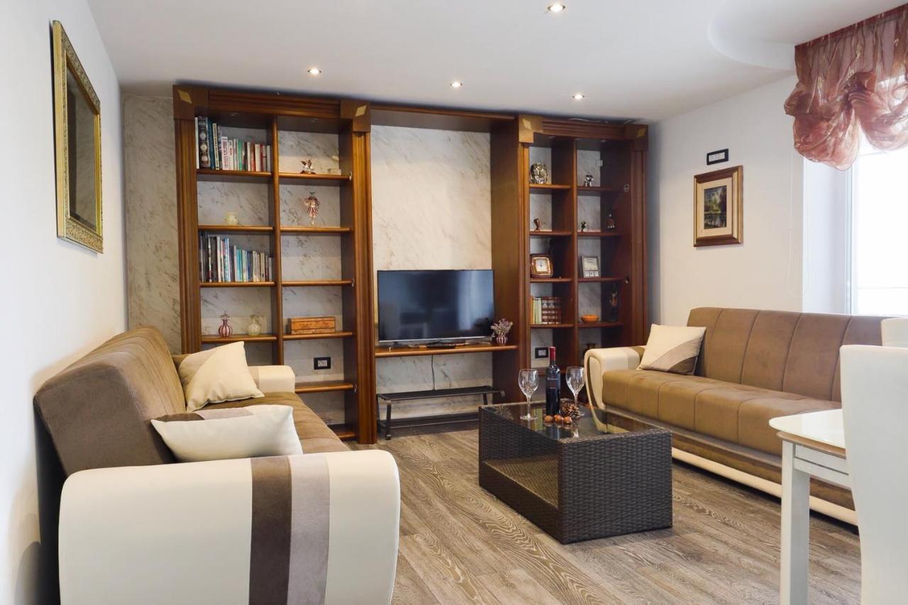 Apartments Villa Sofia Crveni Vrh Eksteriør bilde